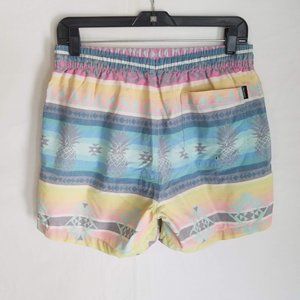 Chubbies Pineapple Aztec Lined Swim Trunks Shorts Men's Size Medium